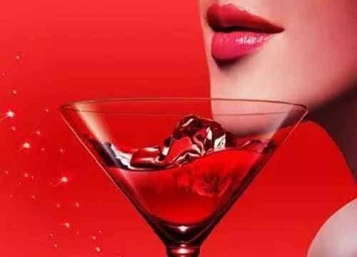 95后女孩賣蛋糕致富，躋身成功人士！